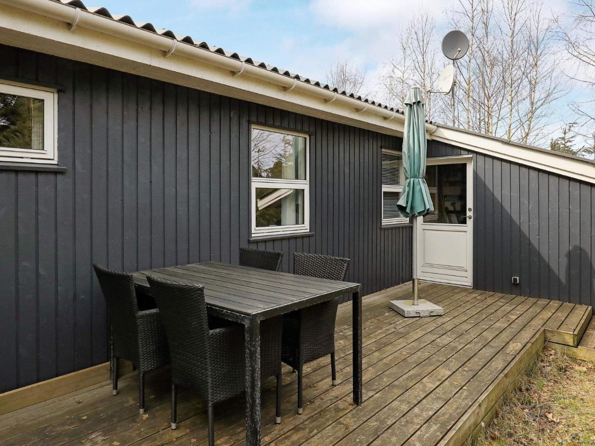 Three-Bedroom Holiday Home In Vaeggerlose 6 Bøtø By Eksteriør bilde